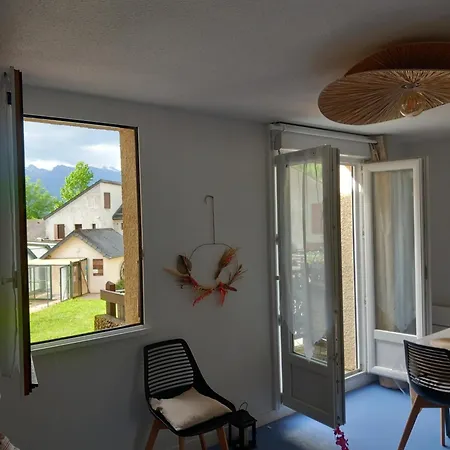 Apartament Lacampana106 *